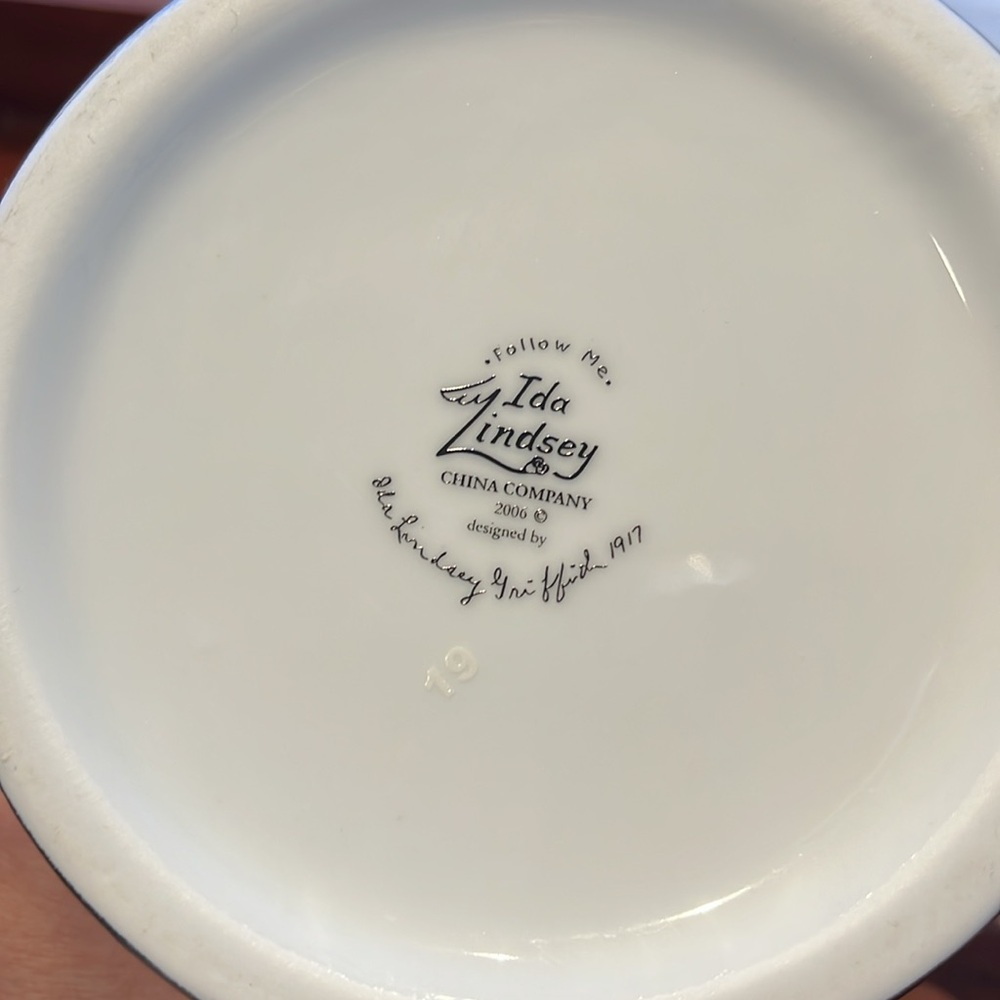 2 IDA LINDSEY MUGS WITH “FOLLOW ME”IMAGE FROM 1917 - Picture 3 of 14